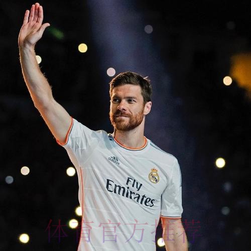 哈维谈领先皇马11分:赛季还很长 仍有17场比赛要踢